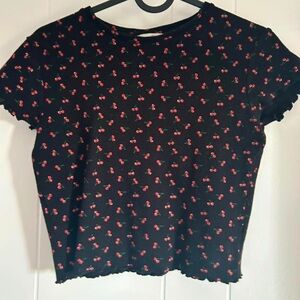 Pull & Bear sz Med Black Ribbed Cherry Print Cropped Top